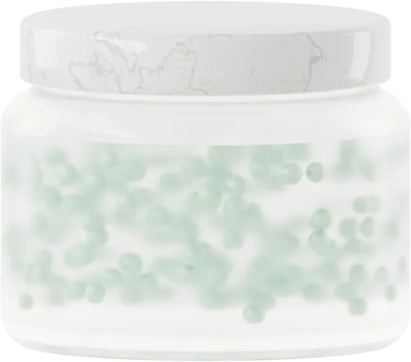 Lustrous pearls for serum. Color: Mint